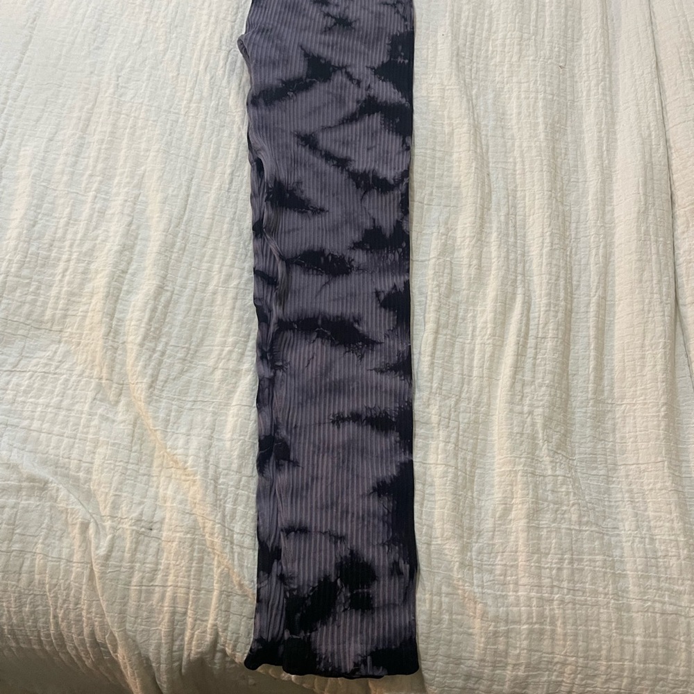 Bombshell leggings set - Picture 3 of 5